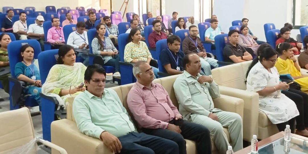 ध्यान मानसिक तनाव को कम करने का कार्य करता है (डॉ० जयदीप)