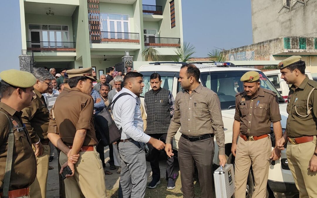 बाथरूम में शव मिलने से मचा हड़कंप