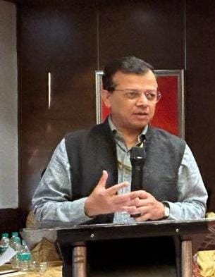 वायु प्रदूषण से बचाव के लिए एकजुट होकर करना है काम